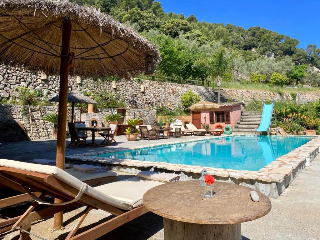 Fabulous Rustic Villa Set On Mountain With Unique Views Valldemossa  Exteriér fotografie